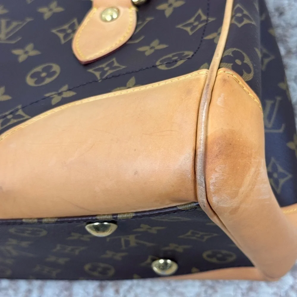 Louis Vuitton Beverly Monogram Shoulder Bag Classic & Timeless.